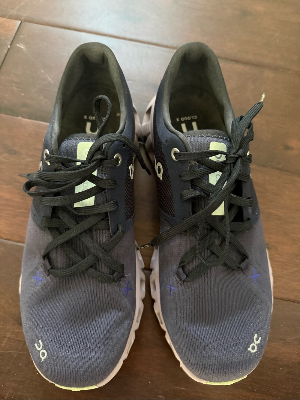 On Cloud Women's Athletic Shoes